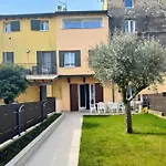 Peschiera Near The דירה פסקיארה דל גארדה
